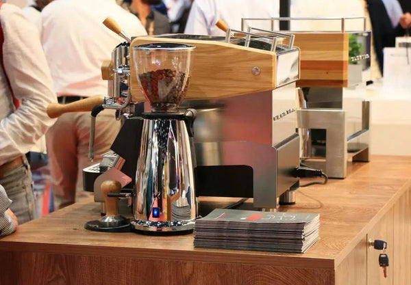 magħżel kummerċjali - Barista u Espresso