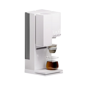 Vit automatisk xBloom kaffebryggare som brygger kaffe i glaskanna allt om kaffe